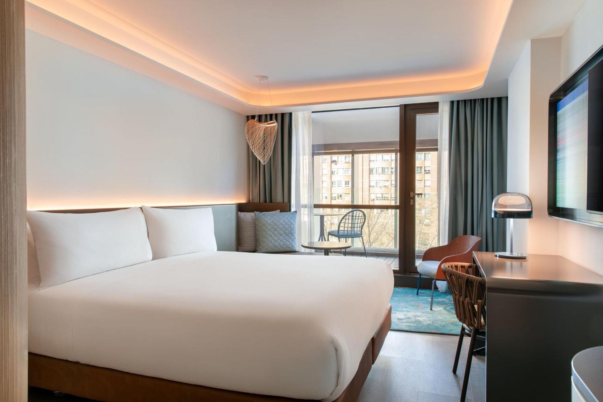 Labtwentytwo Barcelona, A Tribute Portfolio Hotel By Marriott Esterno foto