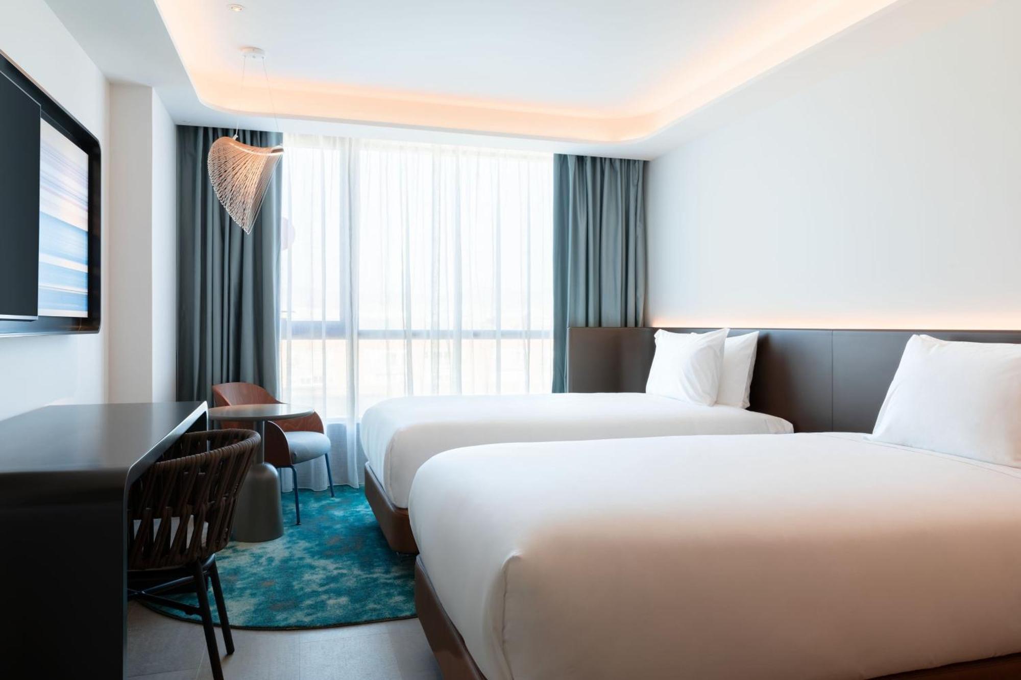 Labtwentytwo Barcelona, A Tribute Portfolio Hotel By Marriott Esterno foto