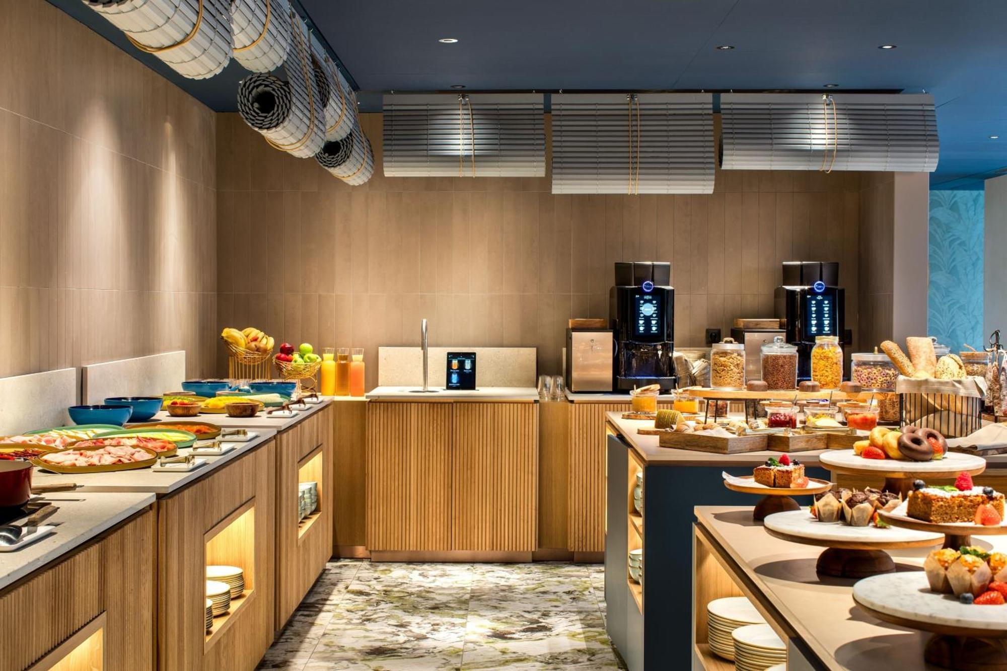 Labtwentytwo Barcelona, A Tribute Portfolio Hotel By Marriott Esterno foto