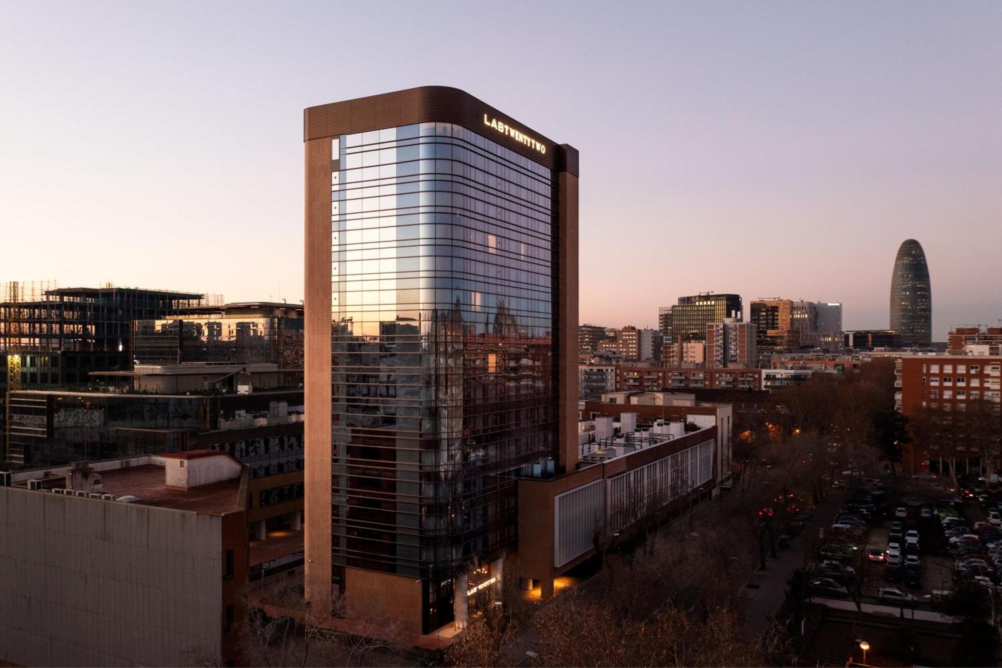 Labtwentytwo Barcelona, A Tribute Portfolio Hotel By Marriott Esterno foto