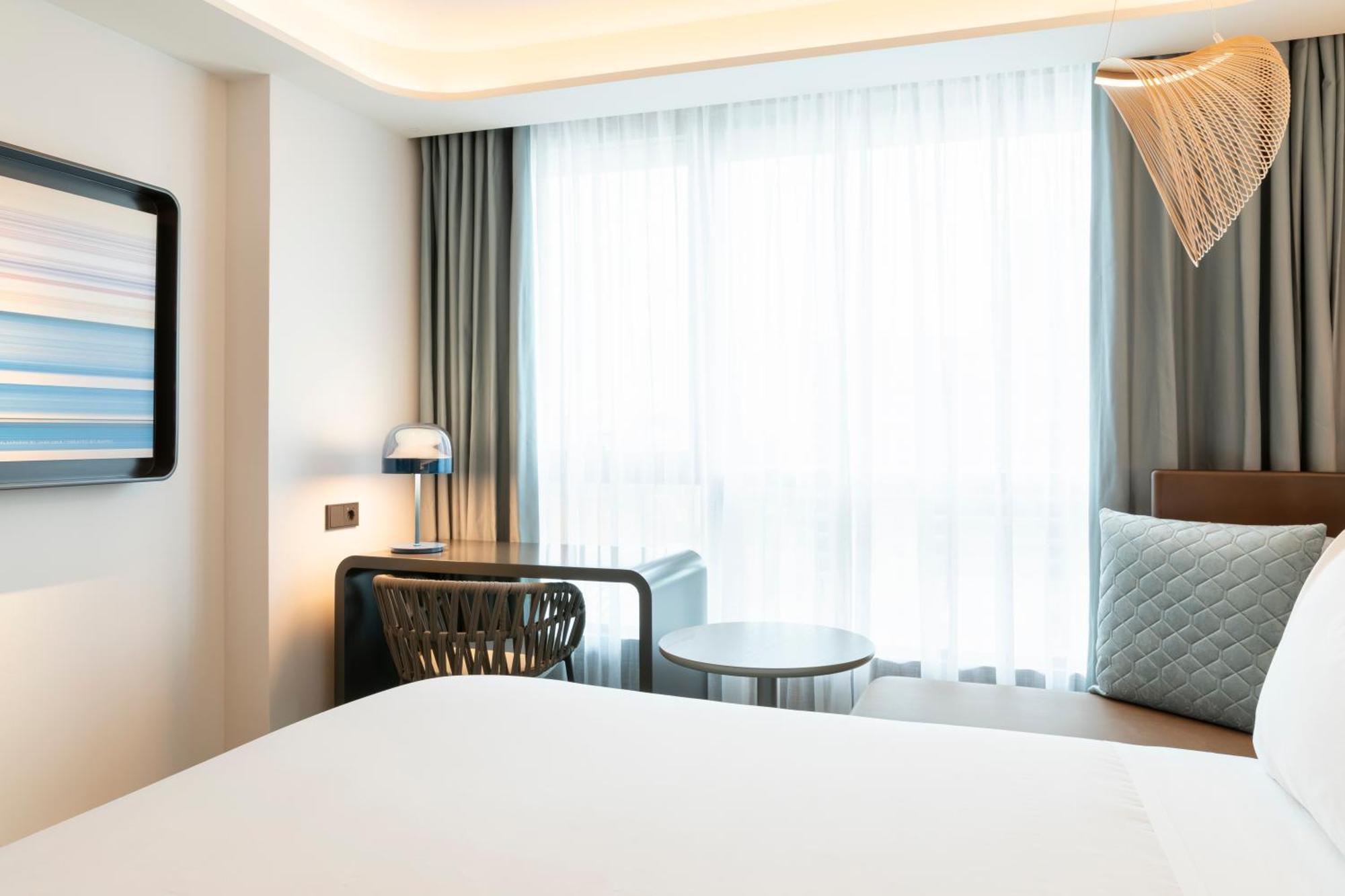 Labtwentytwo Barcelona, A Tribute Portfolio Hotel By Marriott Esterno foto